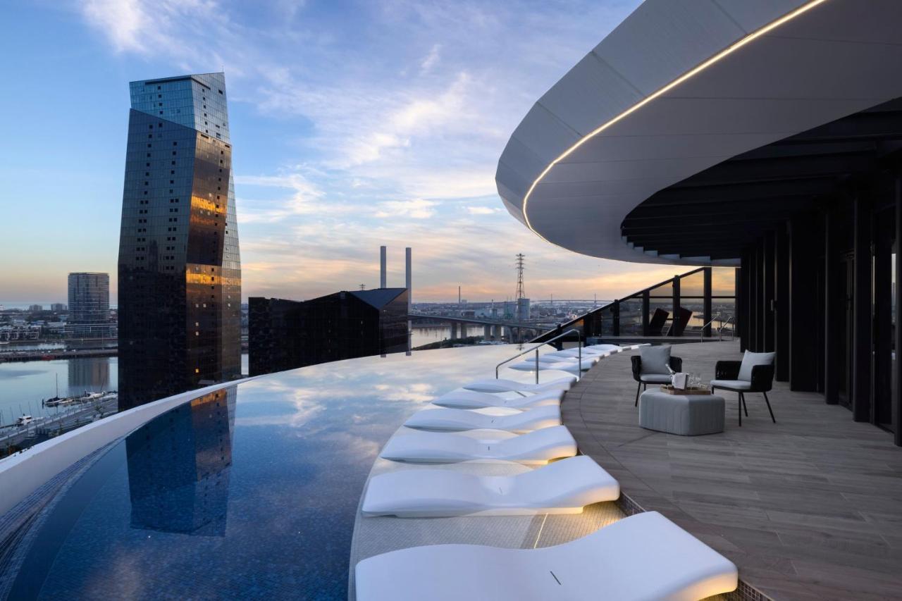Melbourne Marriott Hotel Docklands Ngoại thất bức ảnh Skyline pool