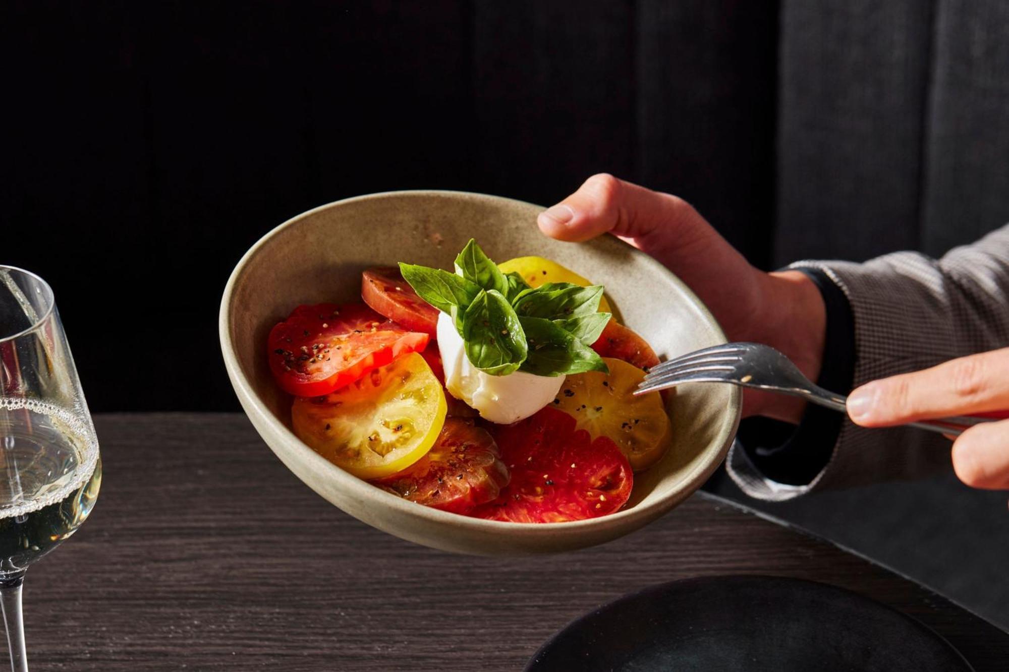 Melbourne Marriott Hotel Docklands Ngoại thất bức ảnh A tomato salad with mozzarella and basil